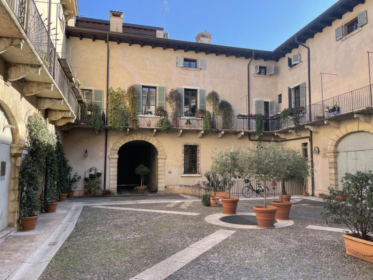 Antiche Colonne Suite Verona Kültér fotó