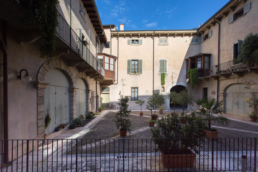 Antiche Colonne Suite Verona Kültér fotó